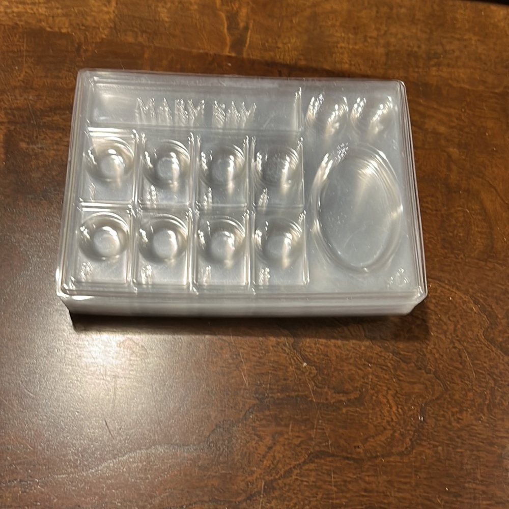 Marykay consultant cd’s, bags, sales slips, post cards, customer profiles.